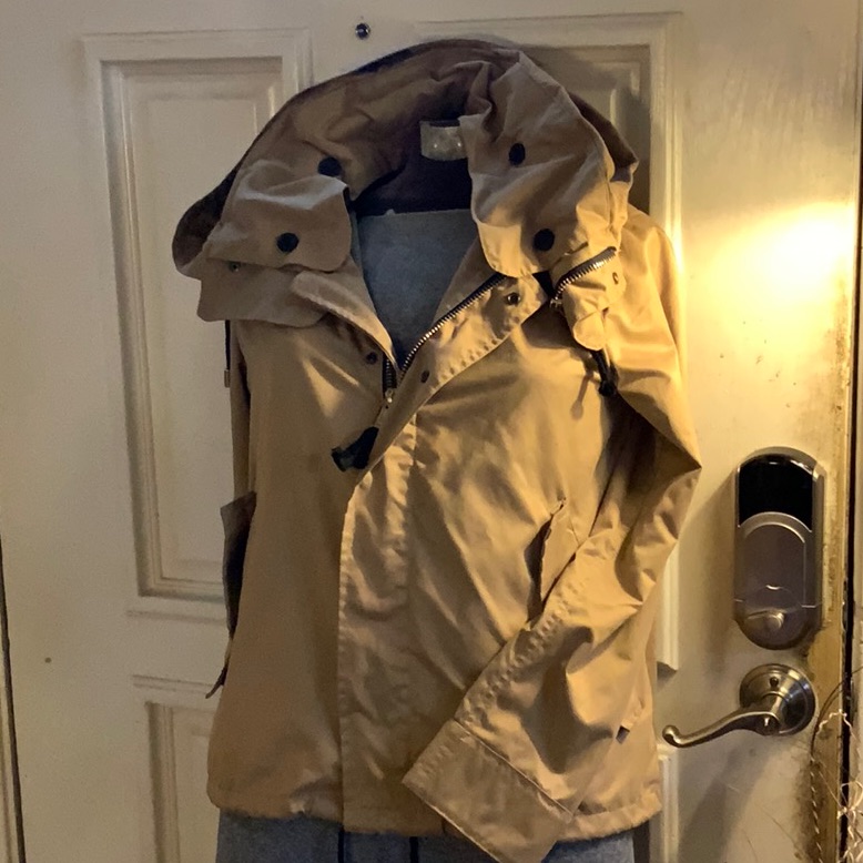 Zara Basic Denim Jacket. Size Small.